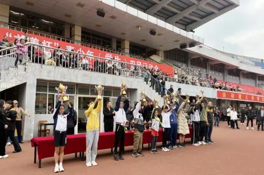 哪里可以学习到提升篮球心态的方法_2